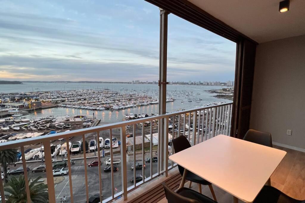 Ferienwohnung Apartamento Moderno Con Excelente Vista Al Puerto Punta del Este Exterior foto